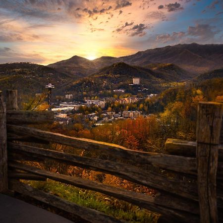 Gritz Carlton, Private Pool, Theater Rm, 1089 Of Free Tickets Each Paid Day, Dollywood And More Sevierville Zewnętrze zdjęcie